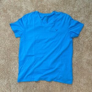 American Eagle Outfitters V neck Tee